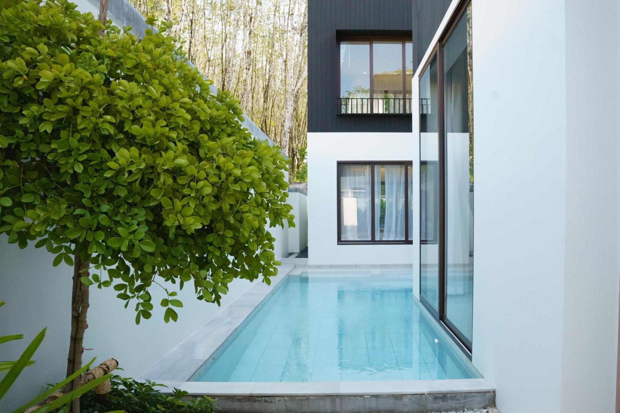 Tree O'Clock Pool Villa - Phuket Таланг Номер фото